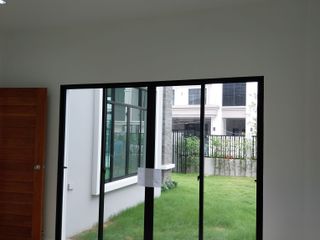 ขาย 4 ห้องนอน บ้านเดี่ยว ใน หนองแขม, กรุงเทพฯ