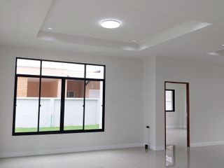 ขาย 4 ห้องนอน บ้านเดี่ยว ใน หนองแขม, กรุงเทพฯ