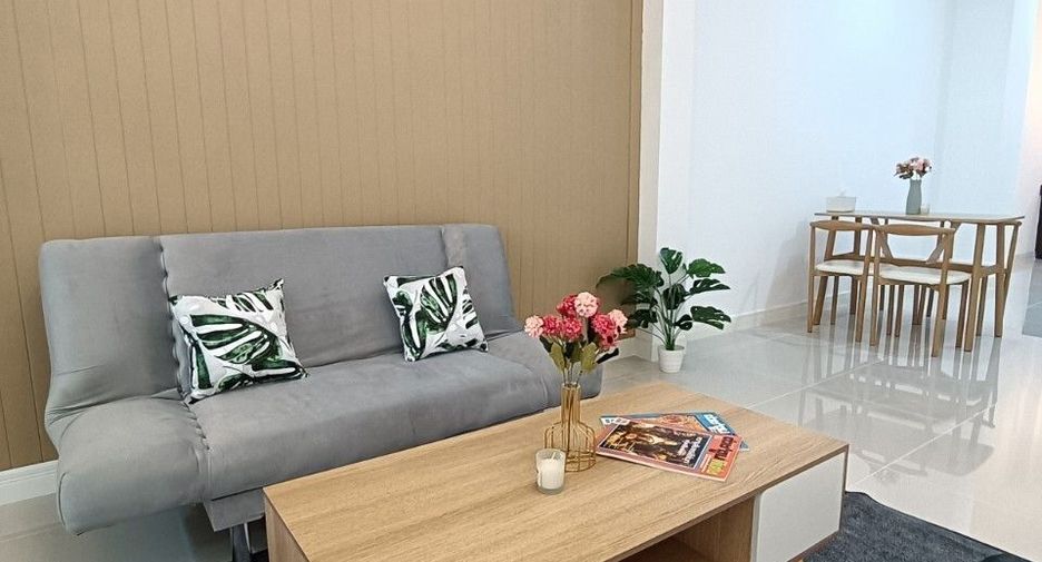 For sale 2 bedrooms townhouse in Khlong Sam Wa, Bangkok