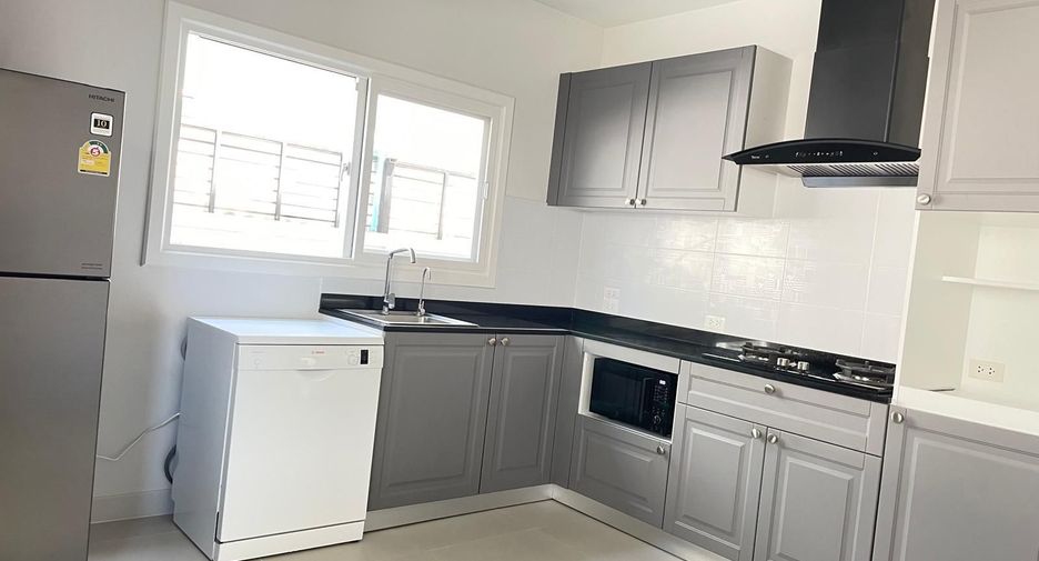 Haus zur Miete mit 4 Zimmer in Thalang, Phuket