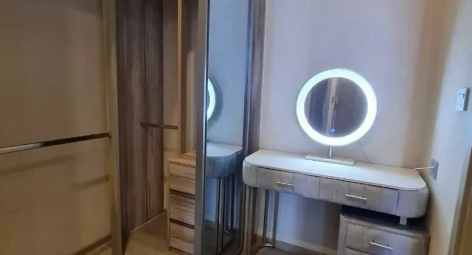 For sale 2 bedrooms condo in Watthana, Bangkok