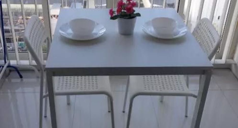 For sale 1 bed condo in Phra Khanong, Bangkok