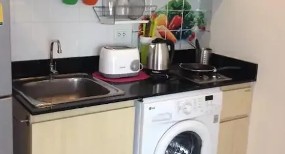For sale 1 bed condo in Phra Khanong, Bangkok