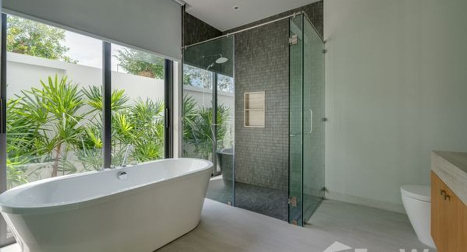For sale 3 bedrooms villa in Thalang, Phuket