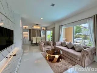 For rent 4 bedrooms house in Mueang Phuket, Phuket