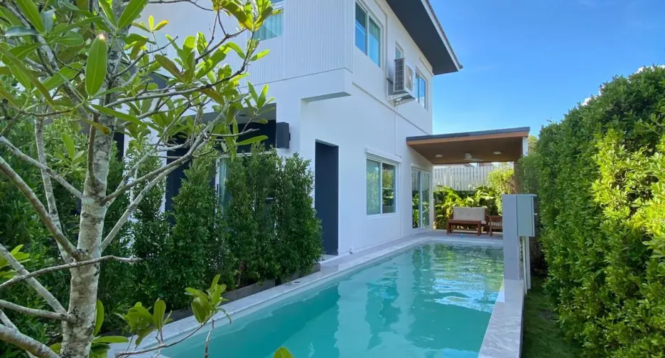 À louer 4 chambres maison à Mueang Phuket, Phuket