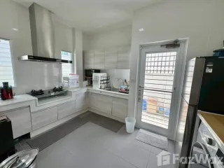 For rent 4 bedrooms house in Mueang Phuket, Phuket