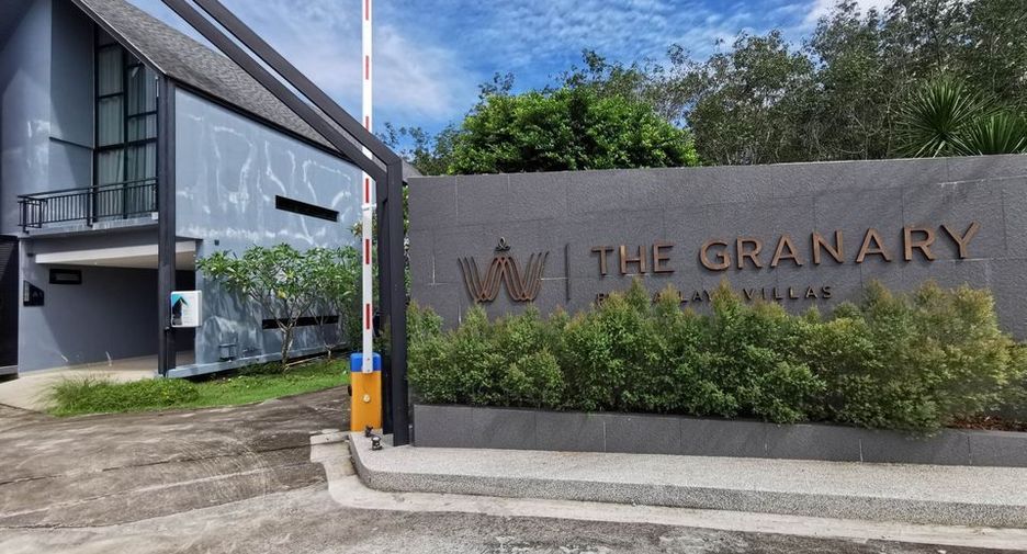 For rent 3 bedrooms villa in Thalang, Phuket