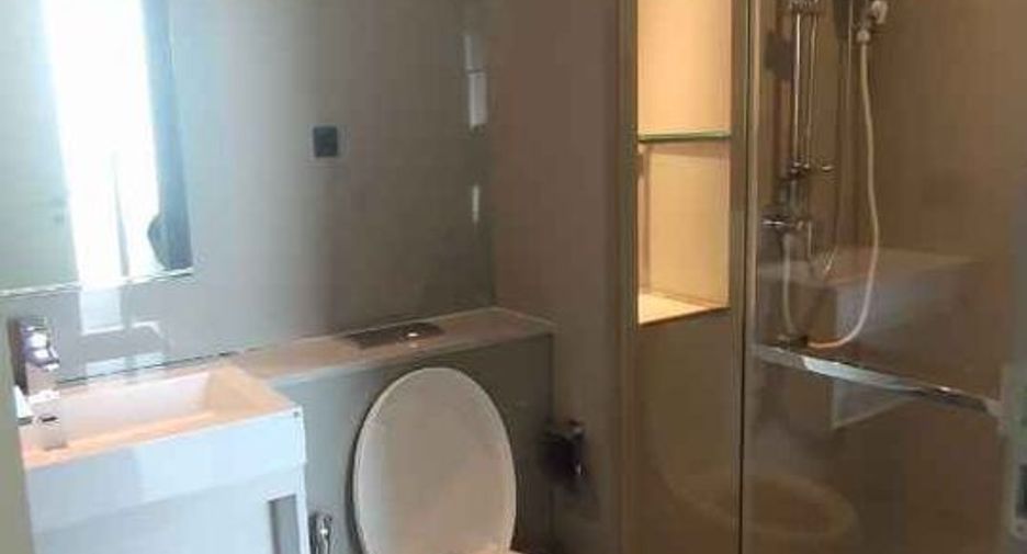 For sale 1 bed condo in Thon Buri, Bangkok