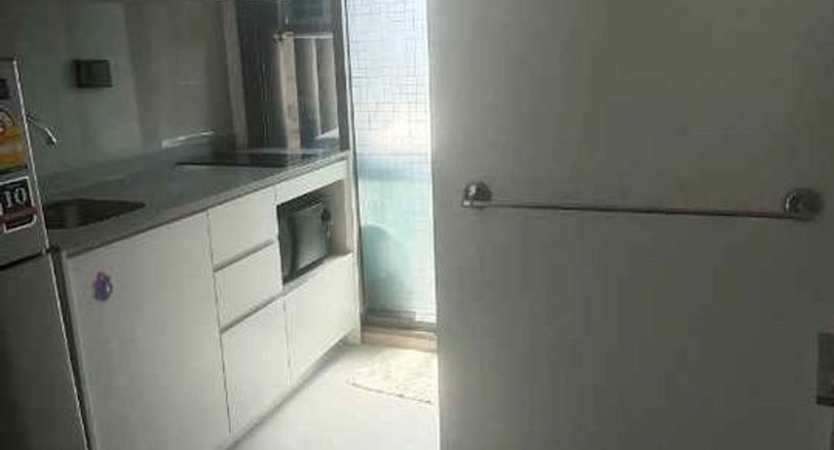 For sale 1 bed condo in Thon Buri, Bangkok