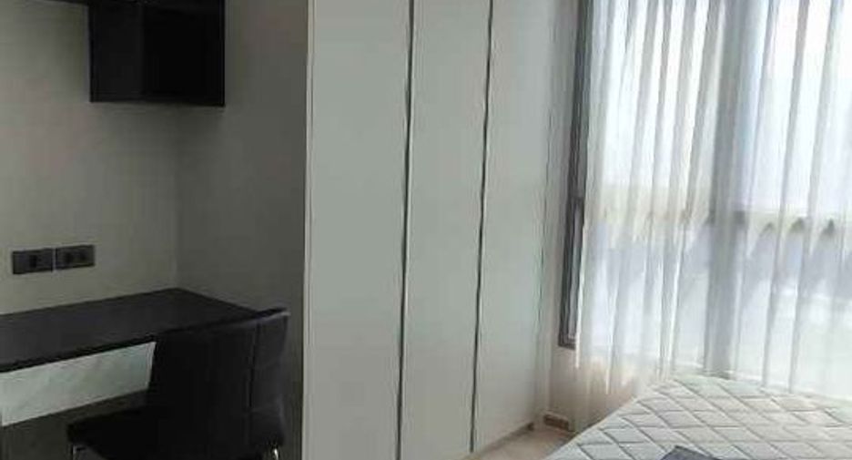 For sale 1 bed condo in Thon Buri, Bangkok
