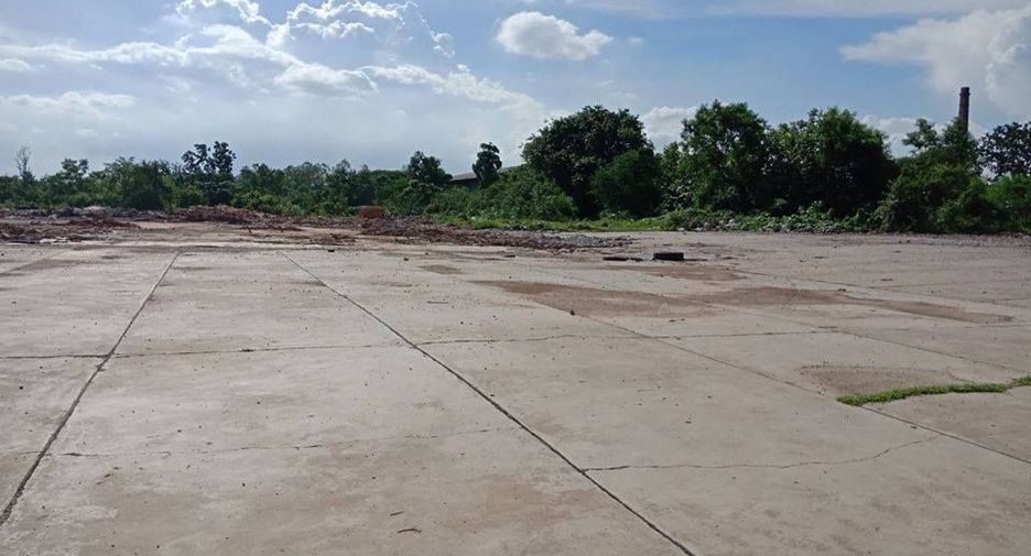 For sale land in Mueang Surin, Surin
