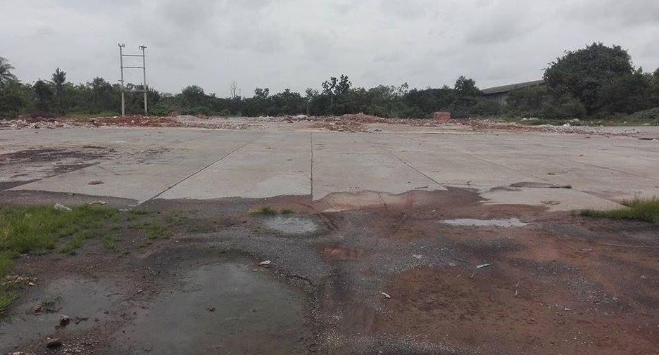 For sale land in Mueang Surin, Surin