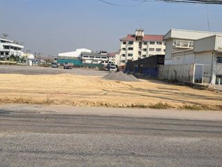For rent retail Space in Krathum Baen, Samut Sakhon