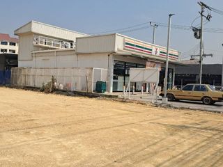 For rent retail Space in Krathum Baen, Samut Sakhon