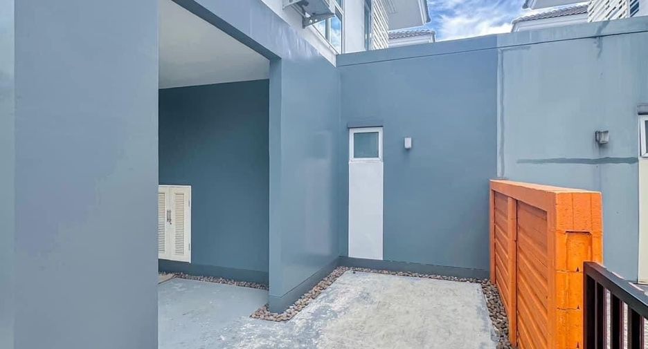 For rent 3 bedrooms house in Mueang Phuket, Phuket