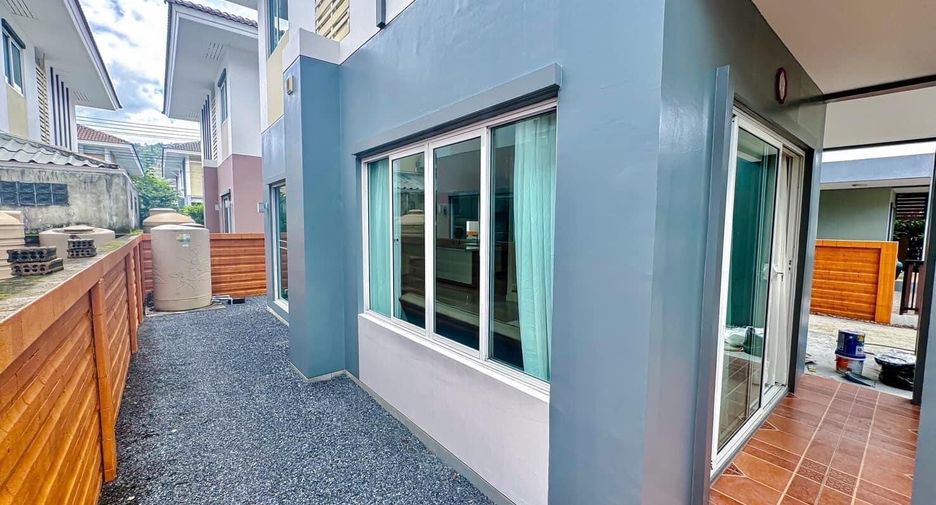 For rent 3 bedrooms house in Mueang Phuket, Phuket