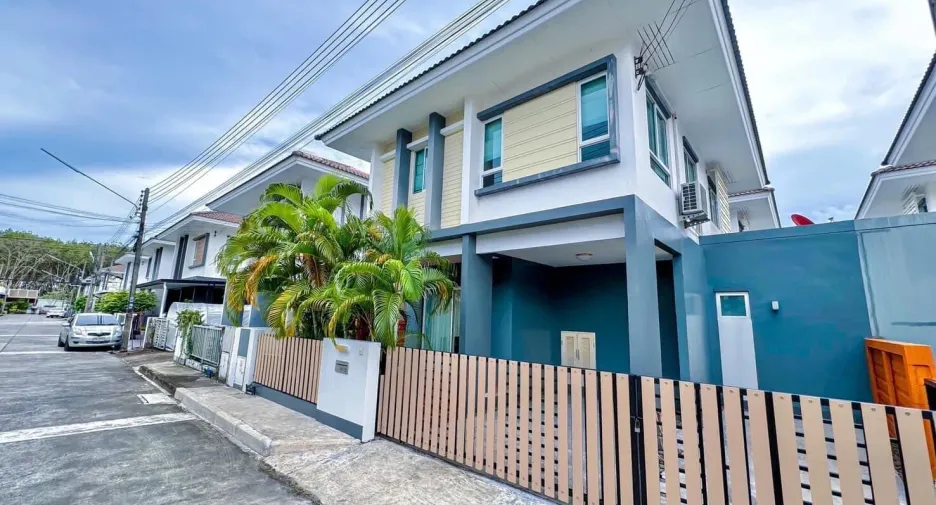 For rent 3 bedrooms house in Mueang Phuket, Phuket