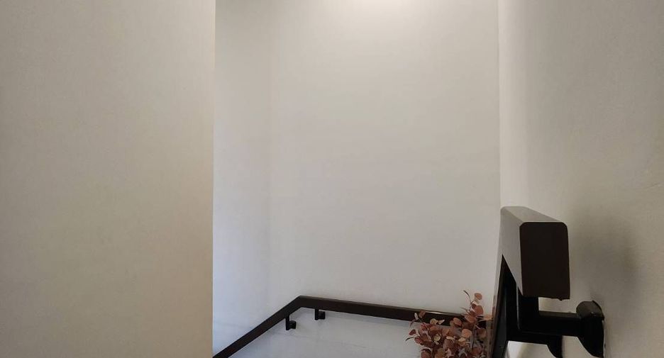 For sale 3 bedrooms townhouse in Phan Thong, Chonburi
