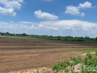 Продажа Участок в Chaloem Phra Kiat, Saraburi