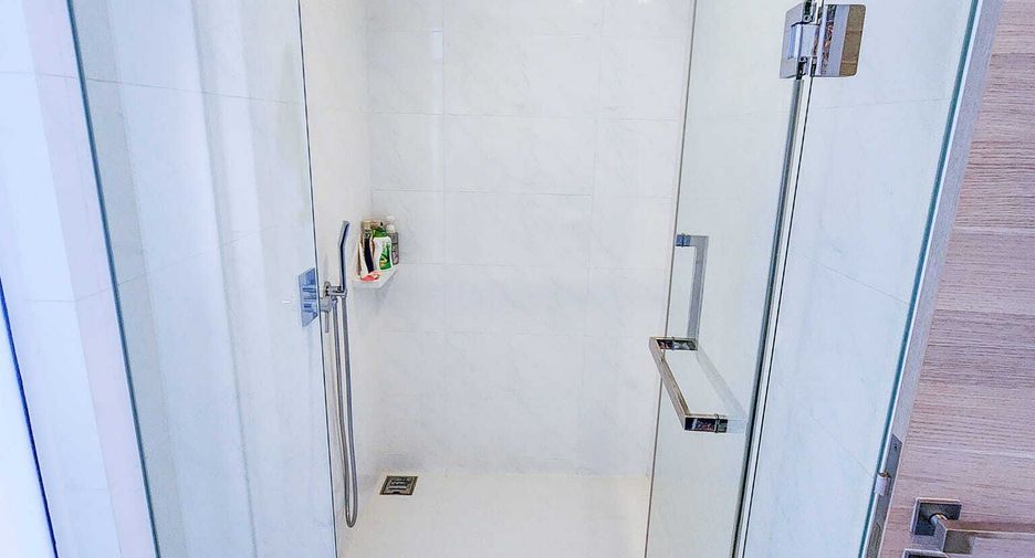 For sale and for rent 2 bedrooms condo in Sathon, Bangkok
