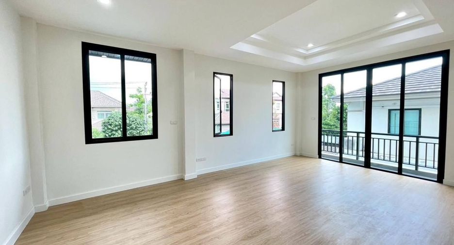 For sale 4 bedrooms house in Mueang Samut Sakhon, Samut Sakhon