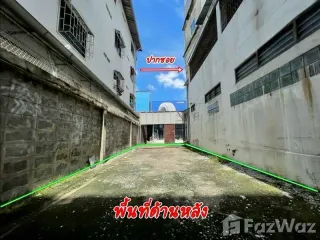 For sale 3 bedrooms townhouse in Khan Na Yao, Bangkok