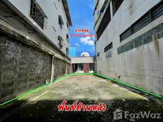 For sale 3 ベッドルーム townhouse in Khan Na Yao, Bangkok