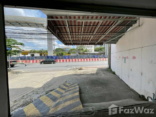 For sale 3 ベッドルーム townhouse in Khan Na Yao, Bangkok