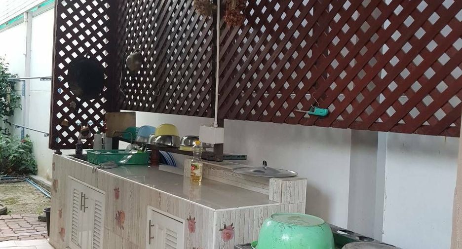 Haus zum Kauf mit 4 Zimmer in Prawet, Bangkok