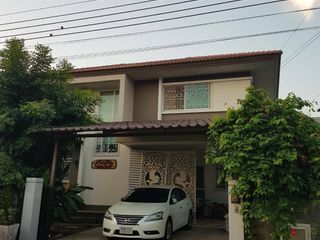 À vendre 4 chambres maison à Prawet, Bangkok