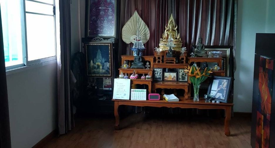 Haus zum Kauf mit 4 Zimmer in Prawet, Bangkok