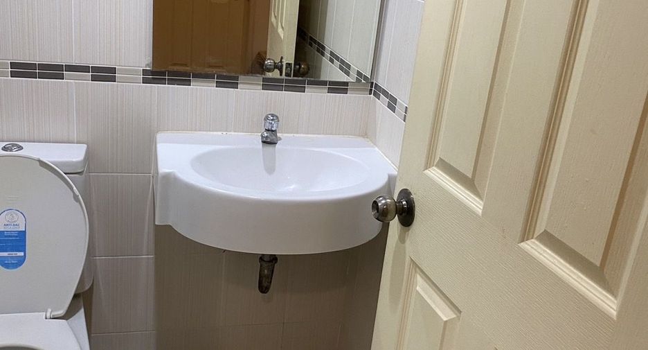 For sale 1 bed condo in Bang Khen, Bangkok