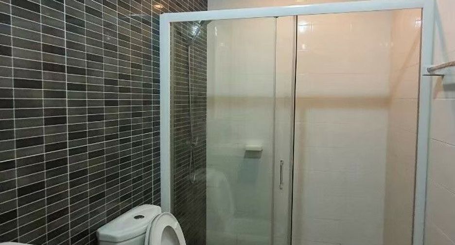 For sale 3 bedrooms townhouse in Pak Kret, Nonthaburi
