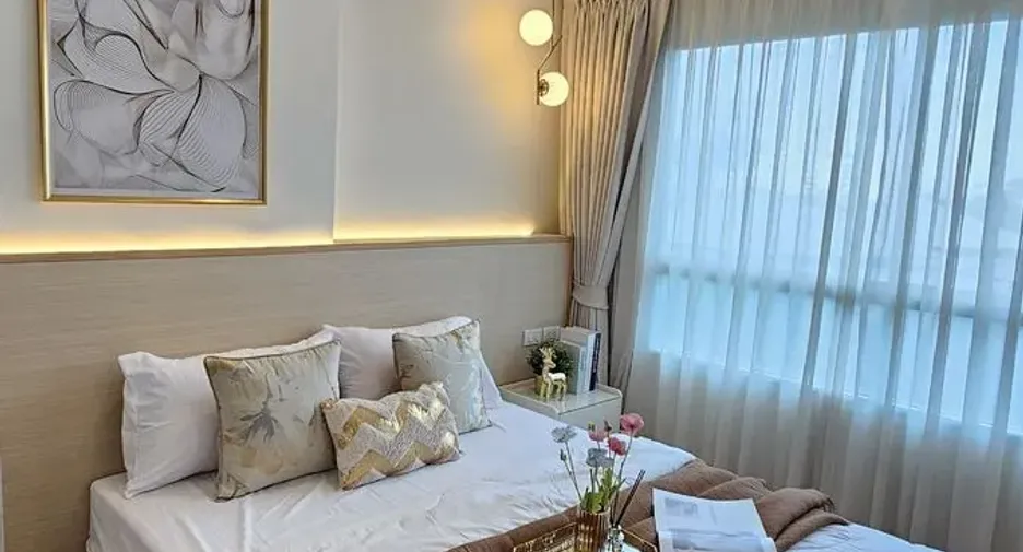 For sale studio condo in Huai Khwang, Bangkok