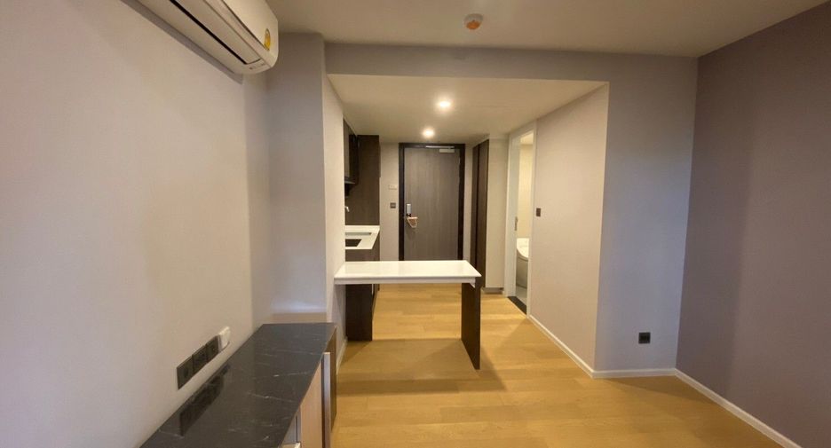 For sale 1 bed condo in Phaya Thai, Bangkok