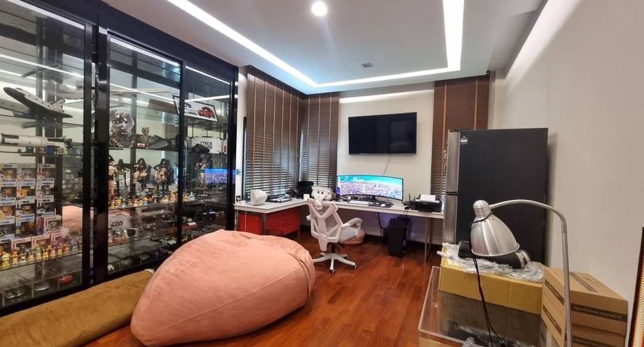 For sale 5 bedrooms house in Bang Kruai, Nonthaburi