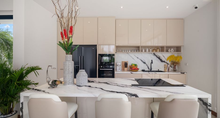 Villa en venta de 4 habitaciones en Thalang, Phuket