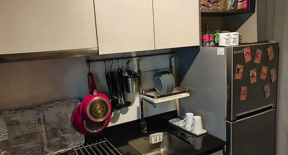For sale 1 bed condo in Mueang Samut Prakan, Samut Prakan