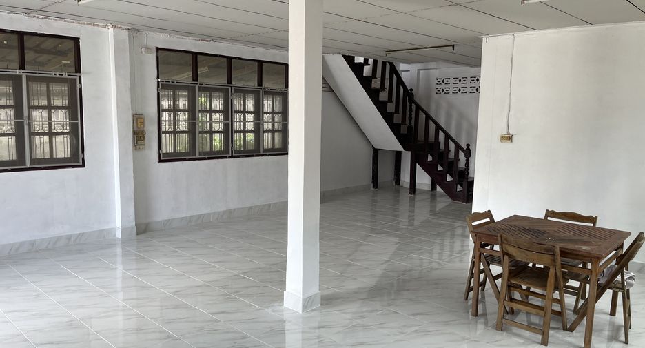 For sale 5 bedrooms house in Chiang Khan, Loei