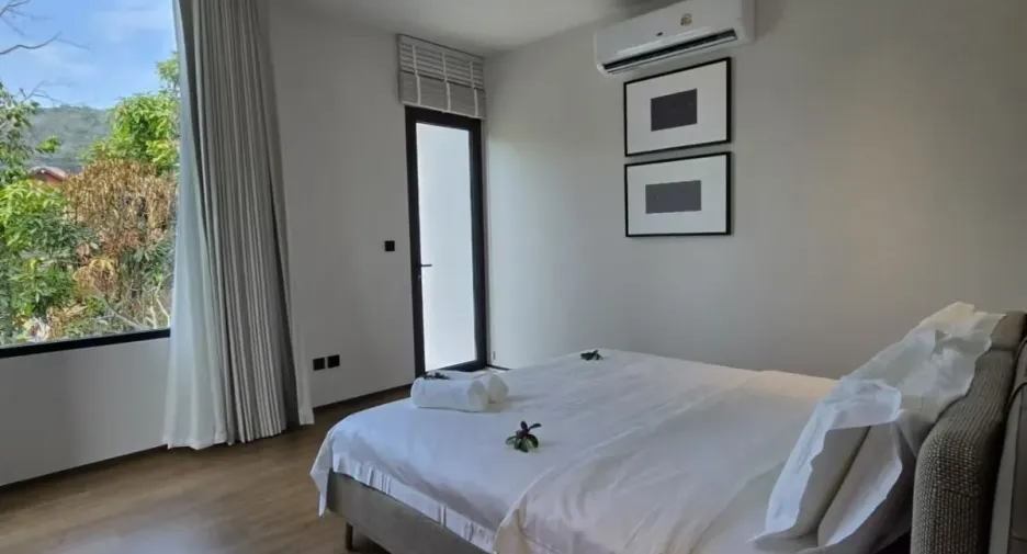 For rent 4 bedrooms villa in Mueang Phuket, Phuket