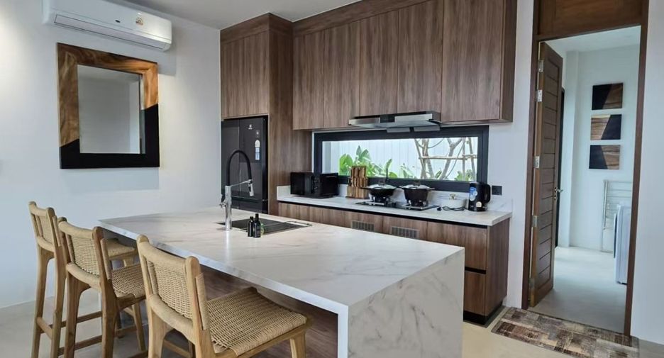 For rent 4 bedrooms villa in Mueang Phuket, Phuket