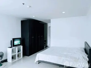 For sale studio condo in Bang Na, Bangkok
