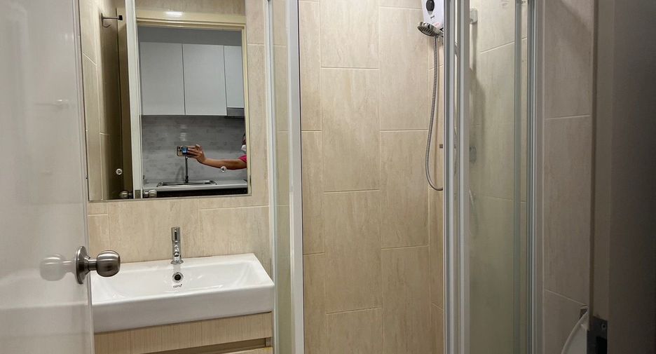Продажа 1 кровать кондо в Лат Пхрао, Бангкок