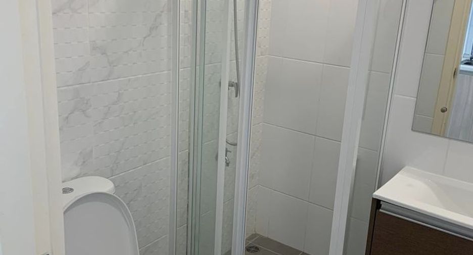 For sale studio condo in Wang Thonglang, Bangkok