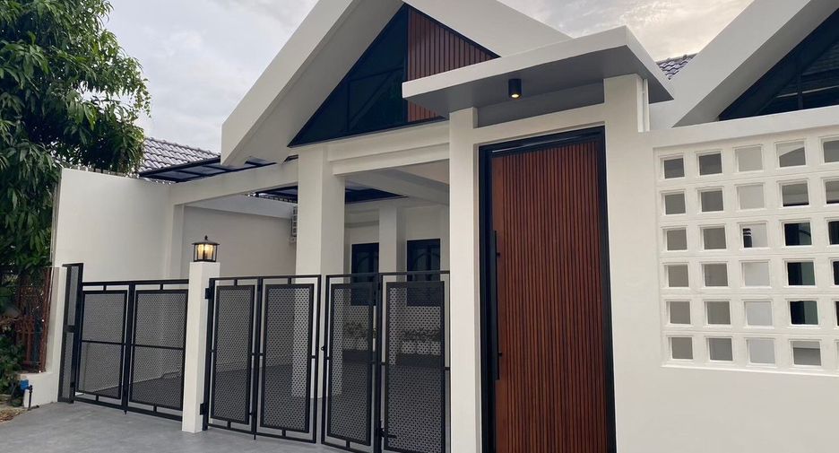 For rent 3 bedrooms house in Mueang Phuket, Phuket
