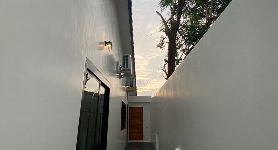 For rent 3 bedrooms house in Mueang Phuket, Phuket