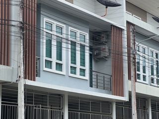 For sale 3 bedrooms townhouse in Hat Yai, Songkhla
