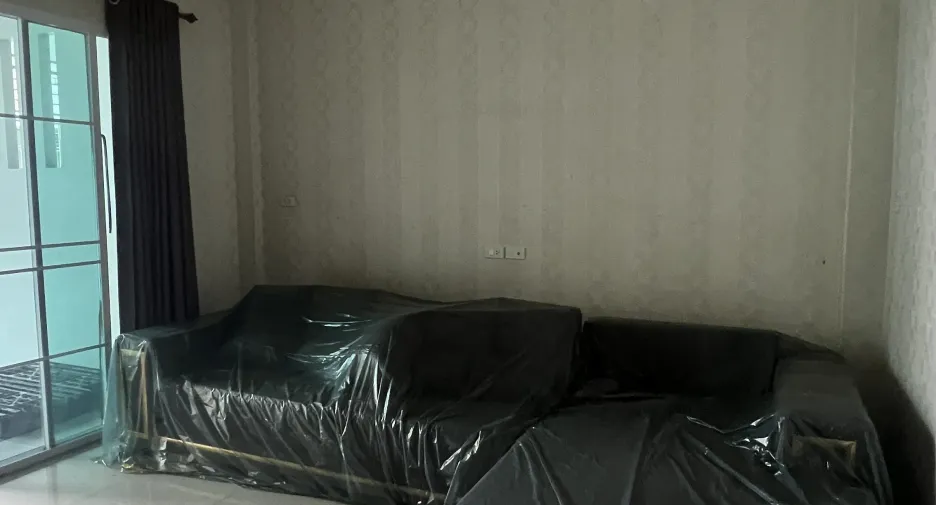 For sale 3 bedrooms townhouse in Hat Yai, Songkhla