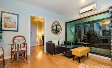 À vendre 1 chambre condo à Khlong Toei, Bangkok